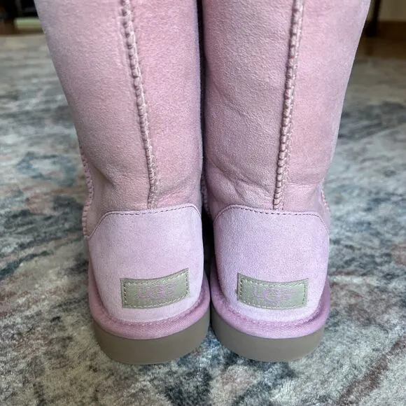 Women's Pink UGG Boots Classic Short Suede Very RARE Color