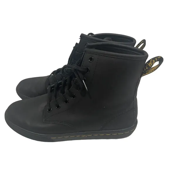 Women’s Size 6 Dr. Martens Docs 8-Eye Sheridan Matte Black Casual Lace Up Boots