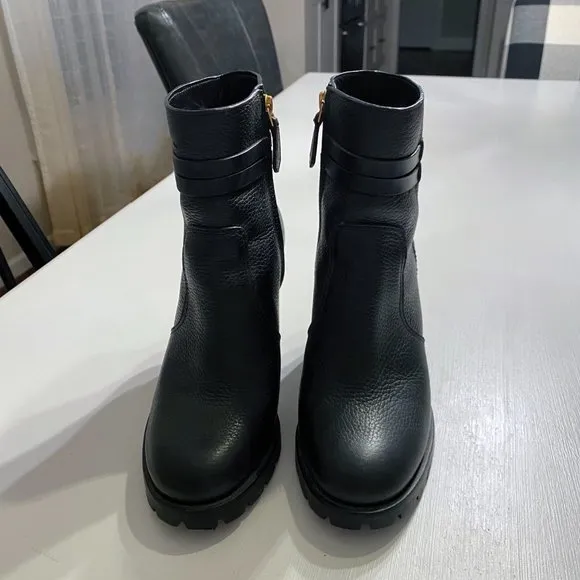 Women's Tory Burch Leigh Lug Sole Leather Bootie Black US Size 7‎ M Pristine