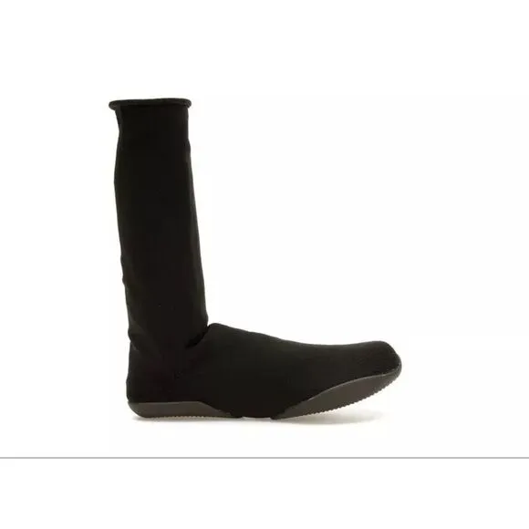 Yeezy Pods Size 1 (US‎ Mens 6-8.5) YZY PODS In hand ships ASAP