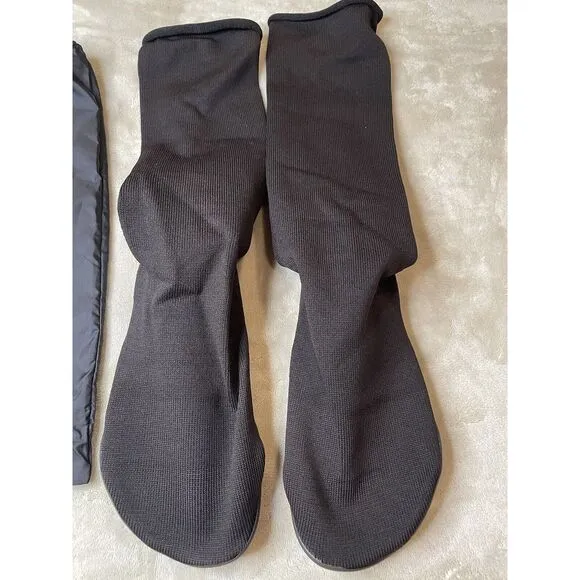 Yeezy Pods Size 1 (US‎ Mens 6-8.5) YZY PODS In hand ships ASAP