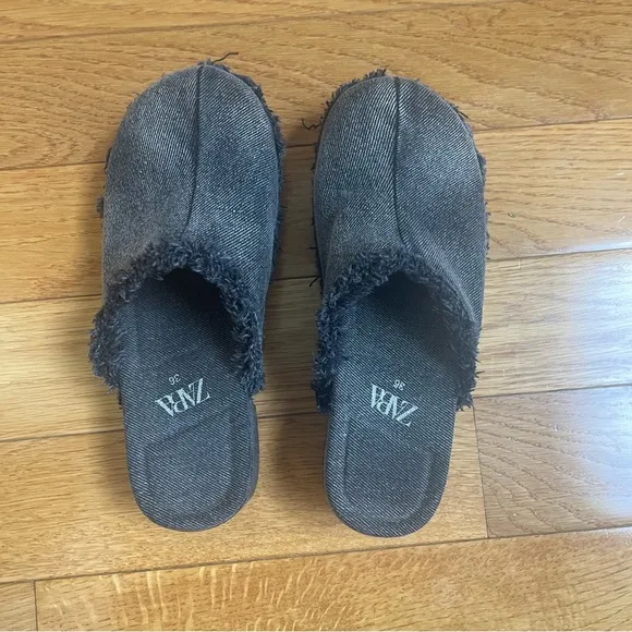 ZARA Denim Black Clogs with studs Jean Mules Slides Shoes Sz 36 EU, US 6