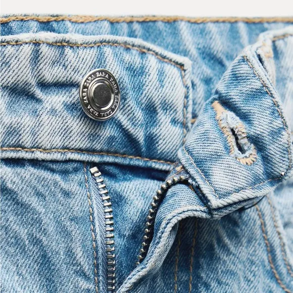 ZARA High Waist Mom Fit Denim Shorts Rigid Mid-Blue Women’s Size 0